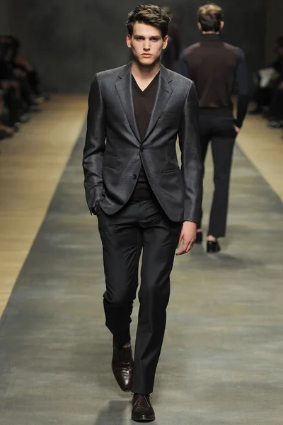 Look 42
